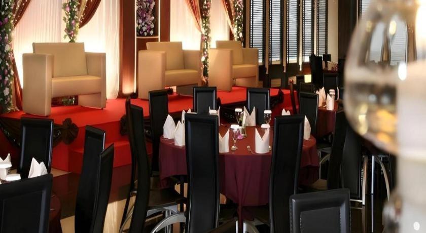 Orchardz Hotel Gajah Mada Pontianak Exteriér fotografie