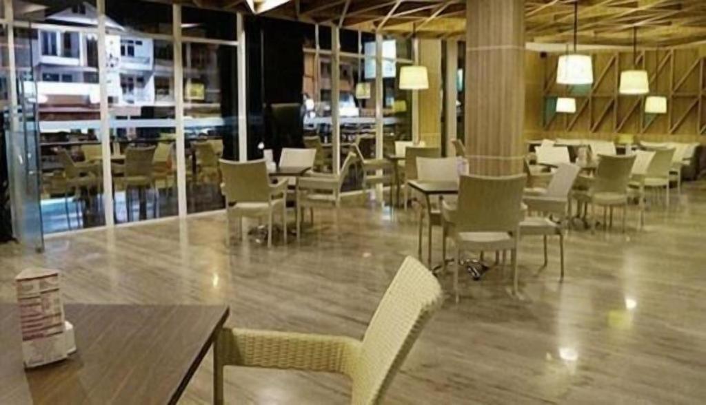 Orchardz Hotel Gajah Mada Pontianak Exteriér fotografie