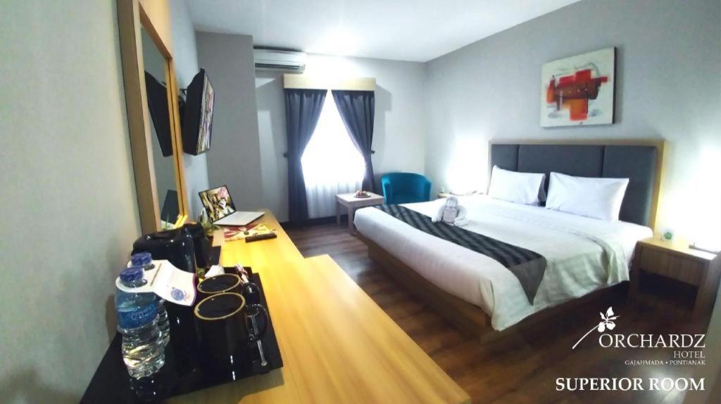 Orchardz Hotel Gajah Mada Pontianak Exteriér fotografie